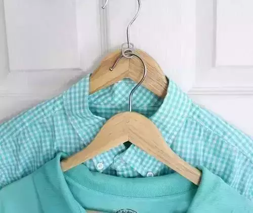  衣服沒地方放，你以為是衣柜太小，其實(shí)是你不會(huì)收納！